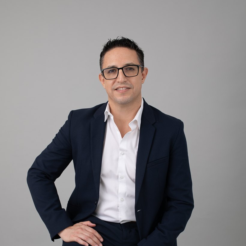 Adolfo Tuñón